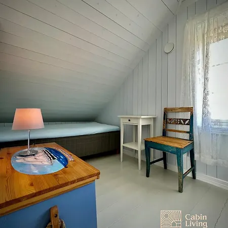 Idyllic Seaside With Sauna & Private Dock Feriehus Lillesand